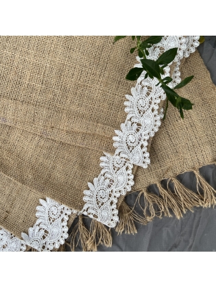 Natural burlap table runner with 6 table mats by THAKRA