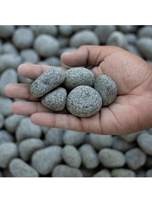Granite Pebbles (L)