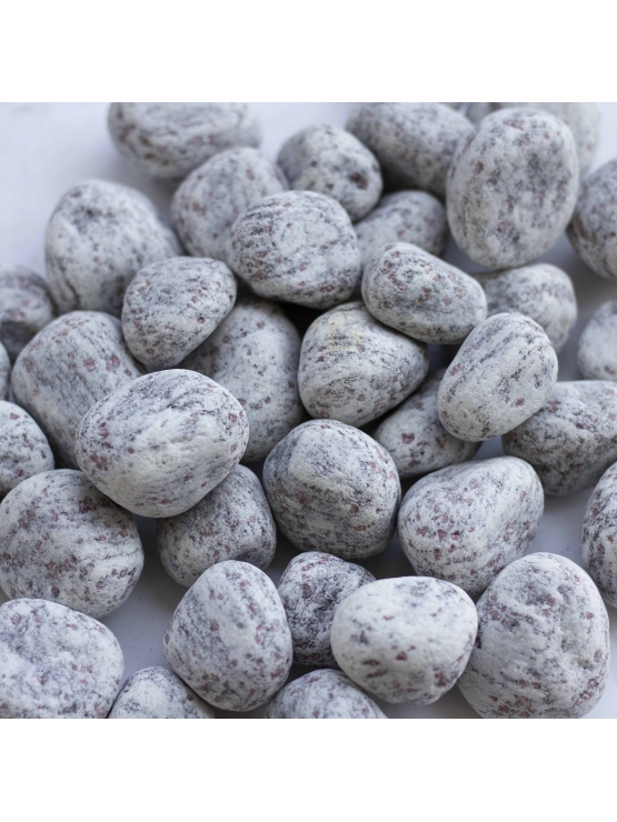 White Granite Pebbles (2cm-4cm)
